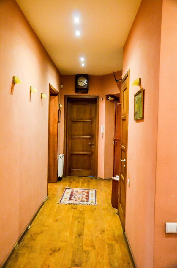 Apartment At 12 Baratashvili Street Tbiliszi Kültér fotó
