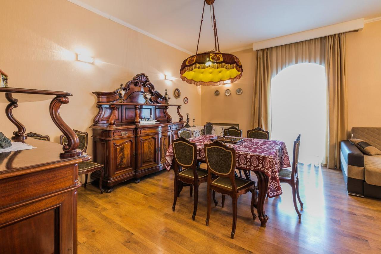 Apartment At 12 Baratashvili Street Tbiliszi Kültér fotó
